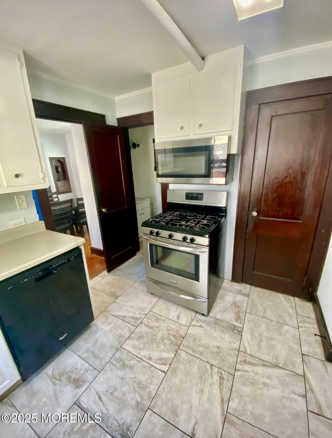 309 Hume Street Allenhurst, NJ 07711 - Photo 28 of 77 Unit A kitchen