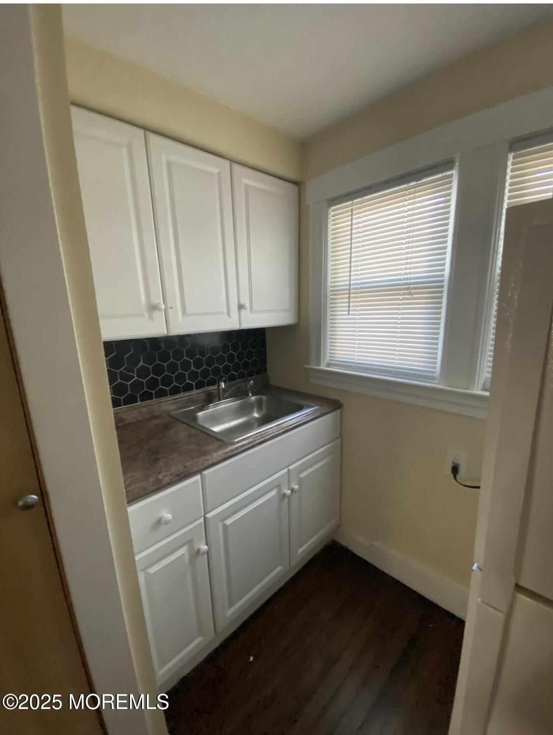 309 Hume Street Allenhurst, NJ 07711 - Photo 70 of 77 Unit D kitchen