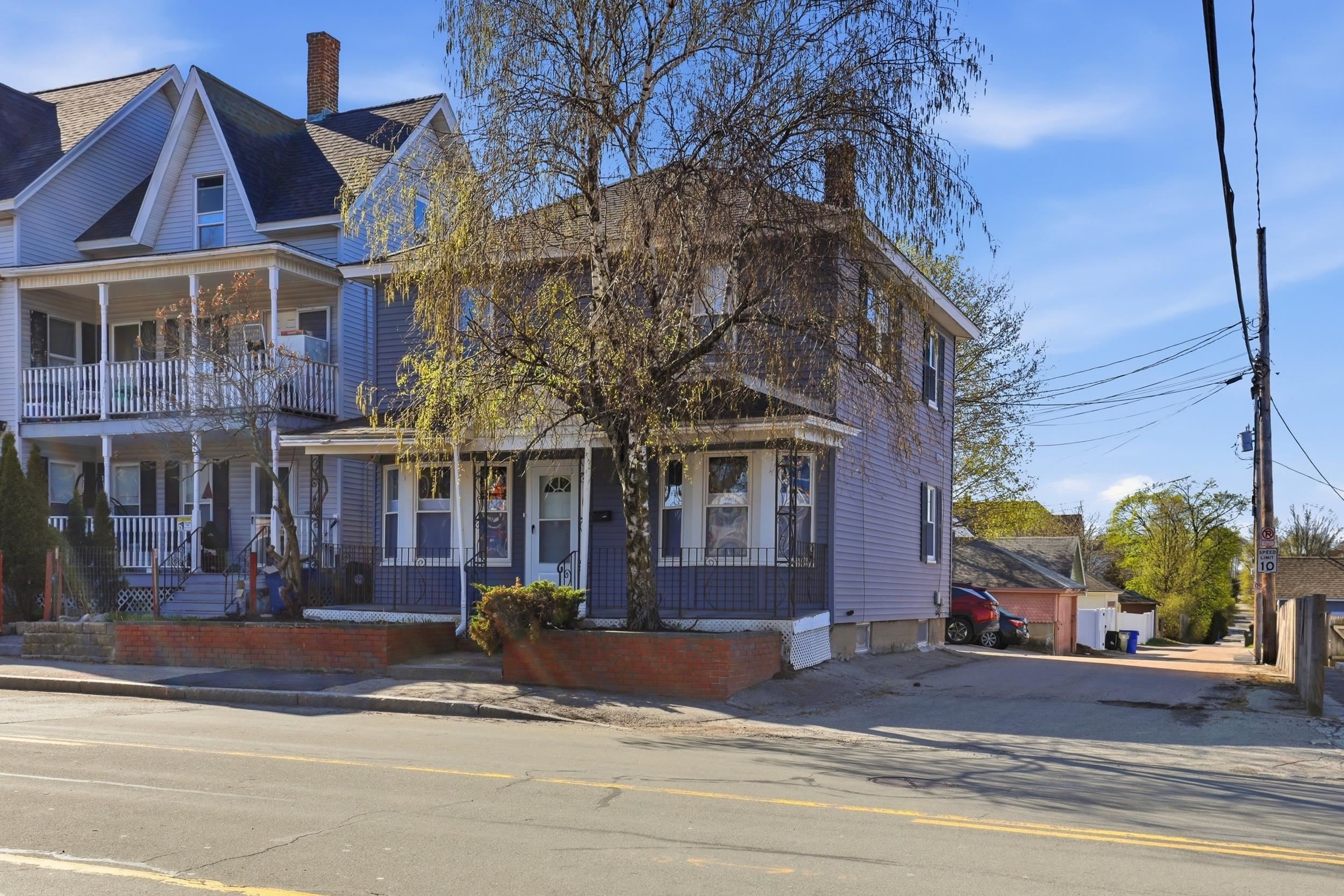 117 Webster Street Manchester, NH 03104 - Photo 1 of 33