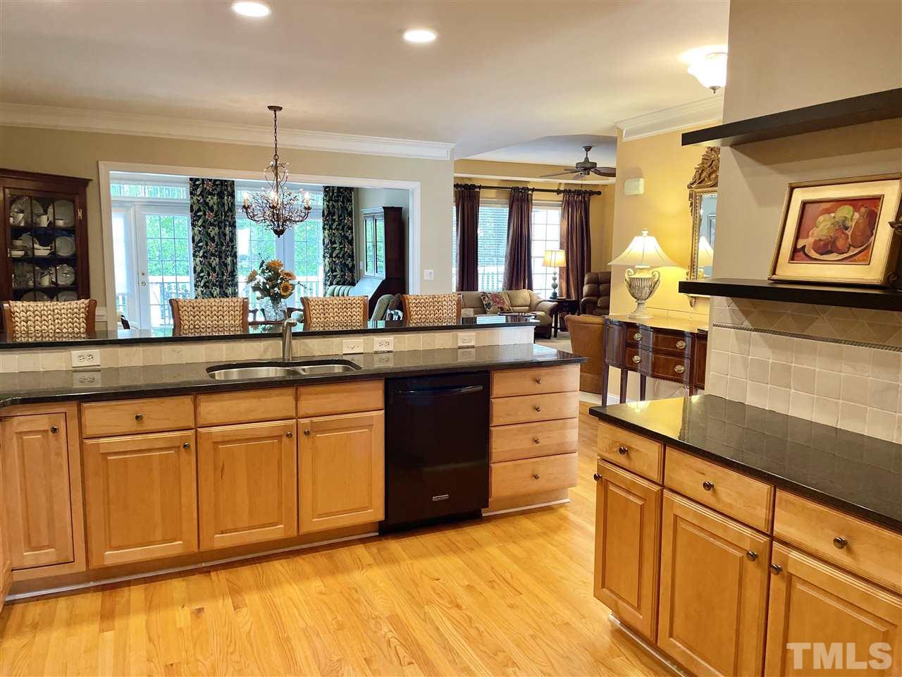 4605 Mentone Way Raleigh, NC 27612 - Photo 7 of 28