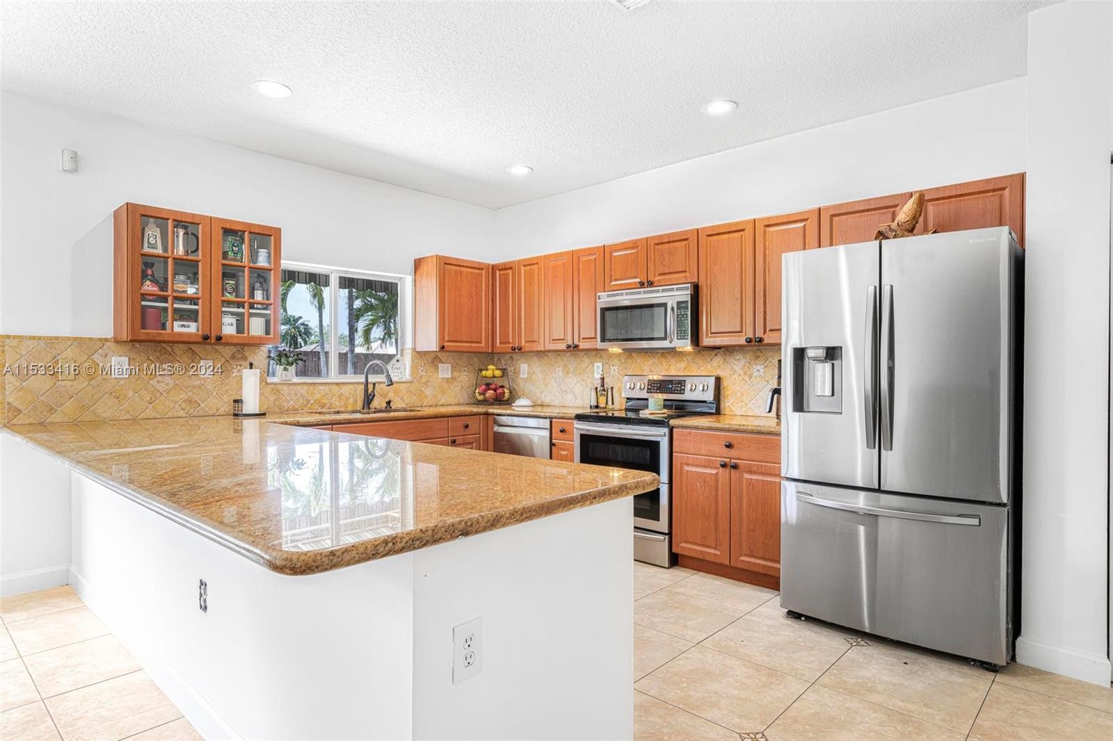 14408 Southwest 158th Path Miami, FL 33196 - Photo 13 of 41 Gallery Image 13