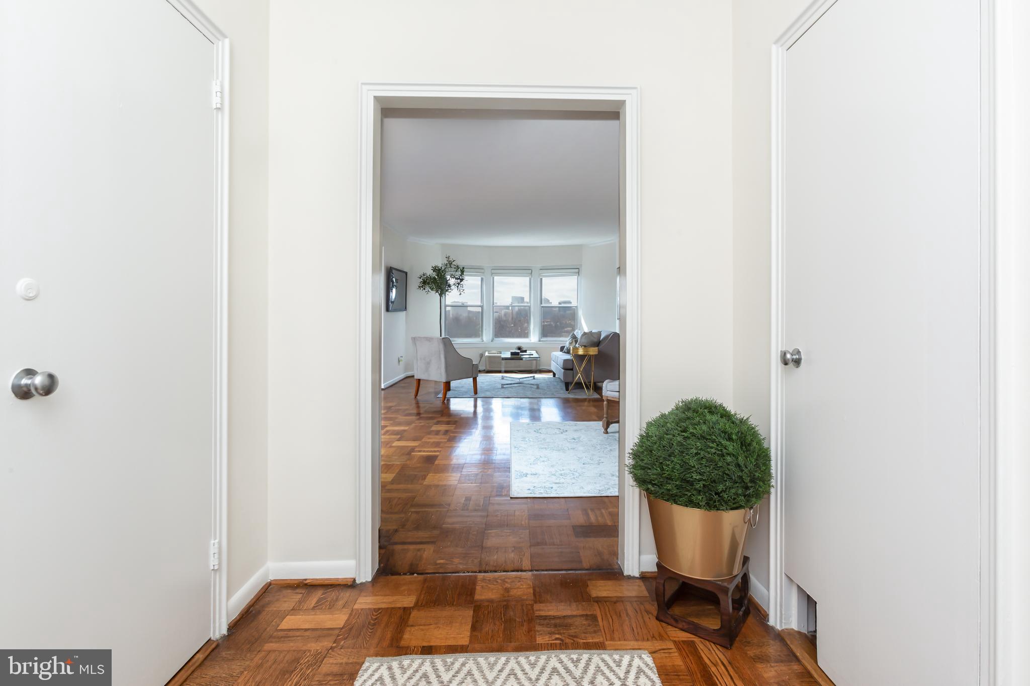 2500 Q Street Northwest, Unit 740 Washington, DC 20007 - Photo 4 of 25 Foyer