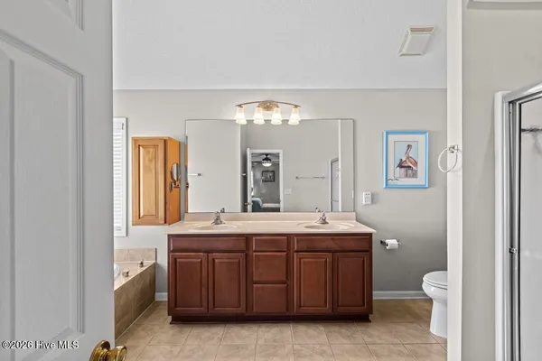 $539,900 | 600 Willbrook Circle, Sneads Ferry, NC 28460