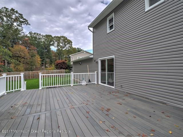 17 Regina Road Morganville, NJ 07751 - Photo 22 of 27 DECK