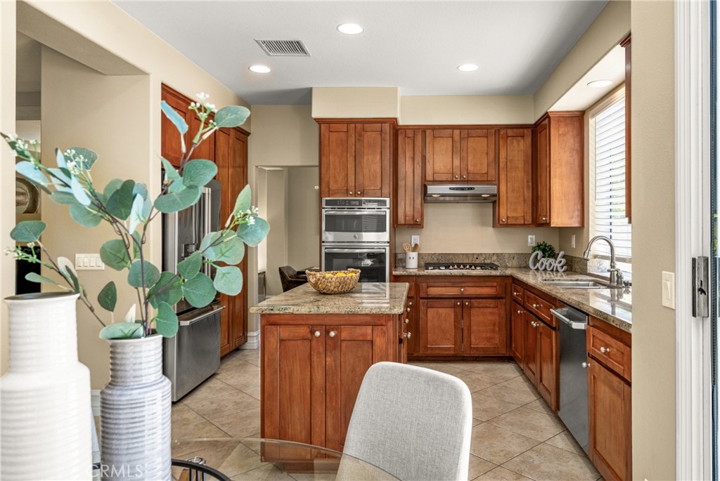 15 Coronado Lake Forest, CA 92610 - Photo 24 of 68