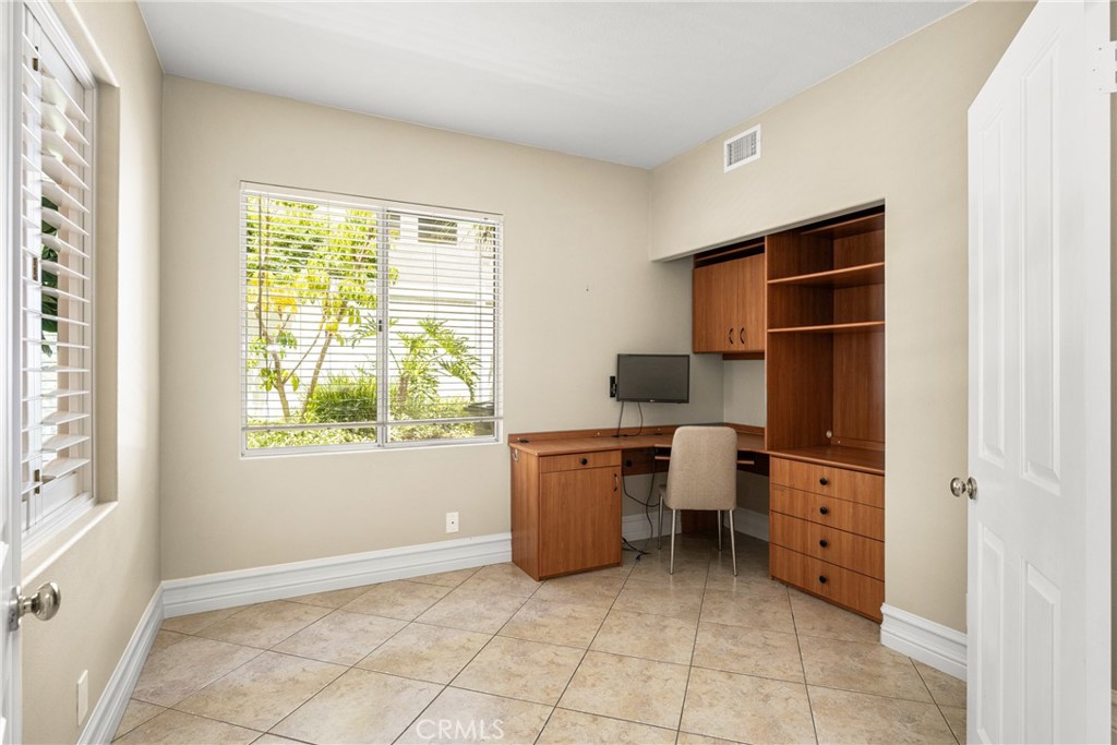 15 Coronado Lake Forest, CA 92610 - Photo 28 of 68