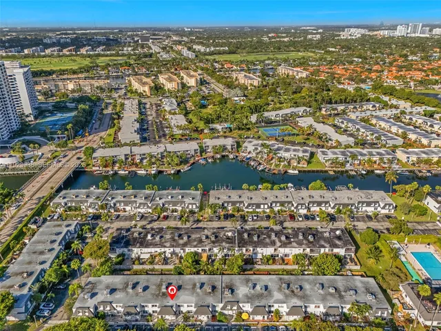 $3,990 | 707 Northeast 27th Avenue, Hallandale Beach, FL 33009