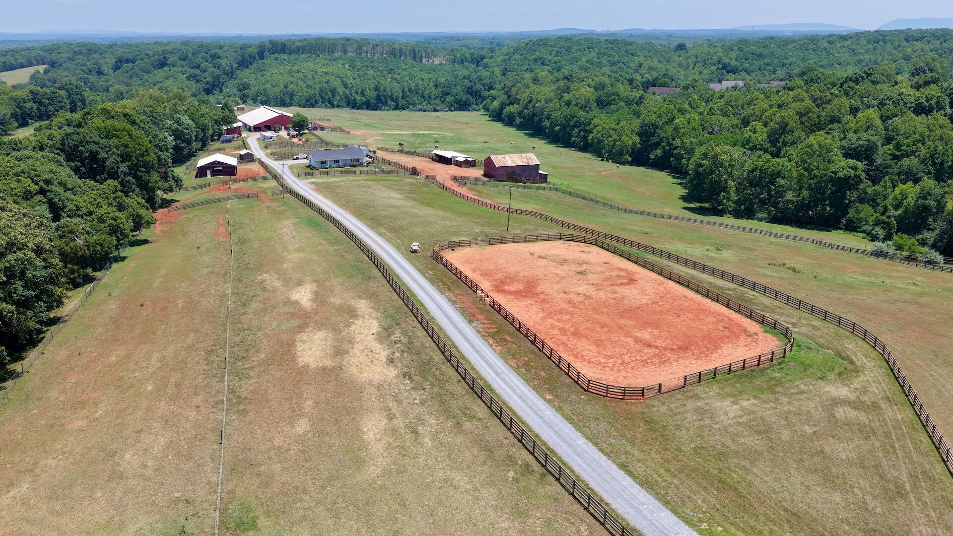 2754 Horseshoe Bend Road Moneta, VA 24121 - Photo 20 of 67 Horse Farm - 11