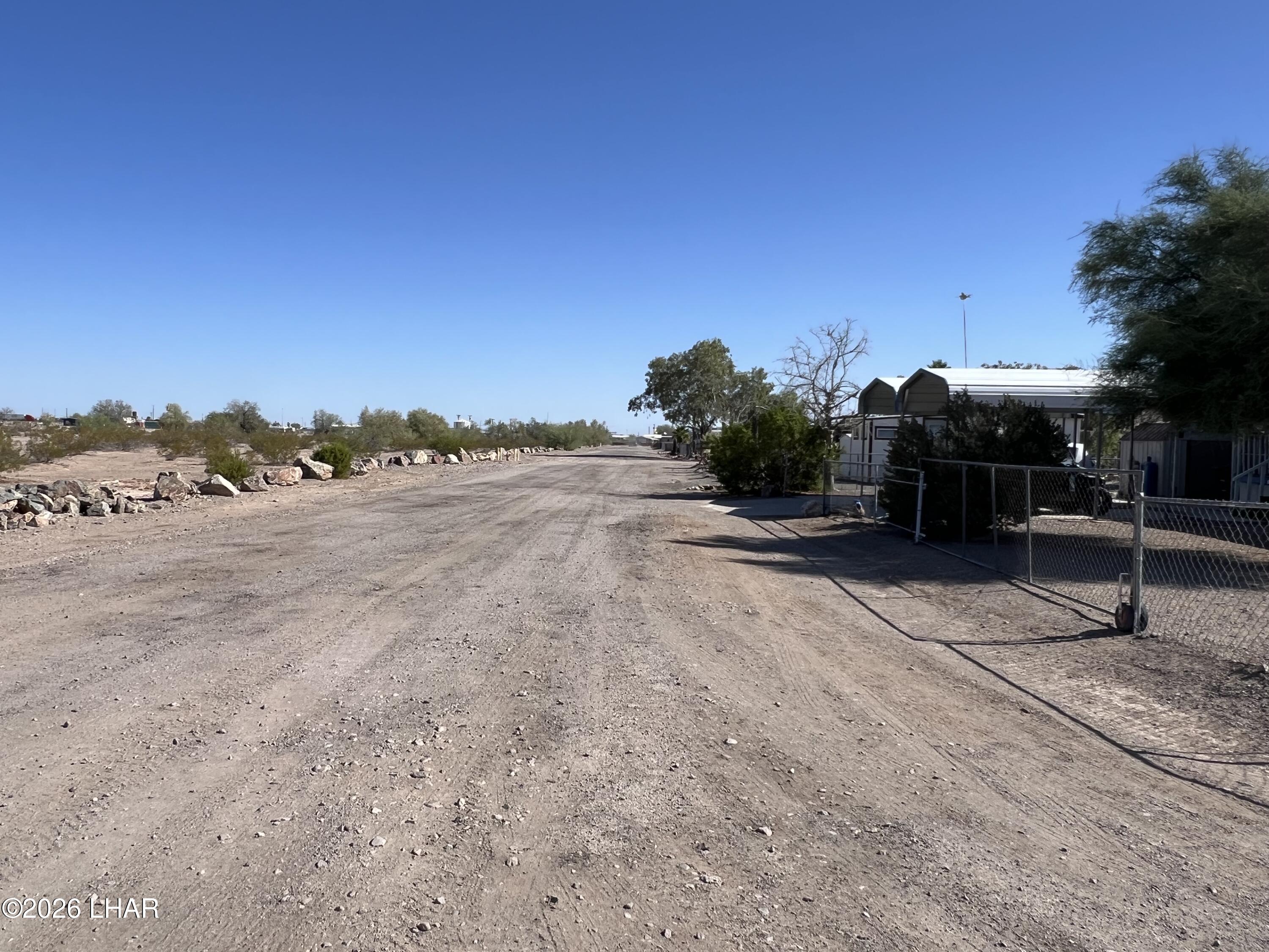 776 Granada Drive Quartzsite, AZ 85346 - Photo 38 of 39 Looking North