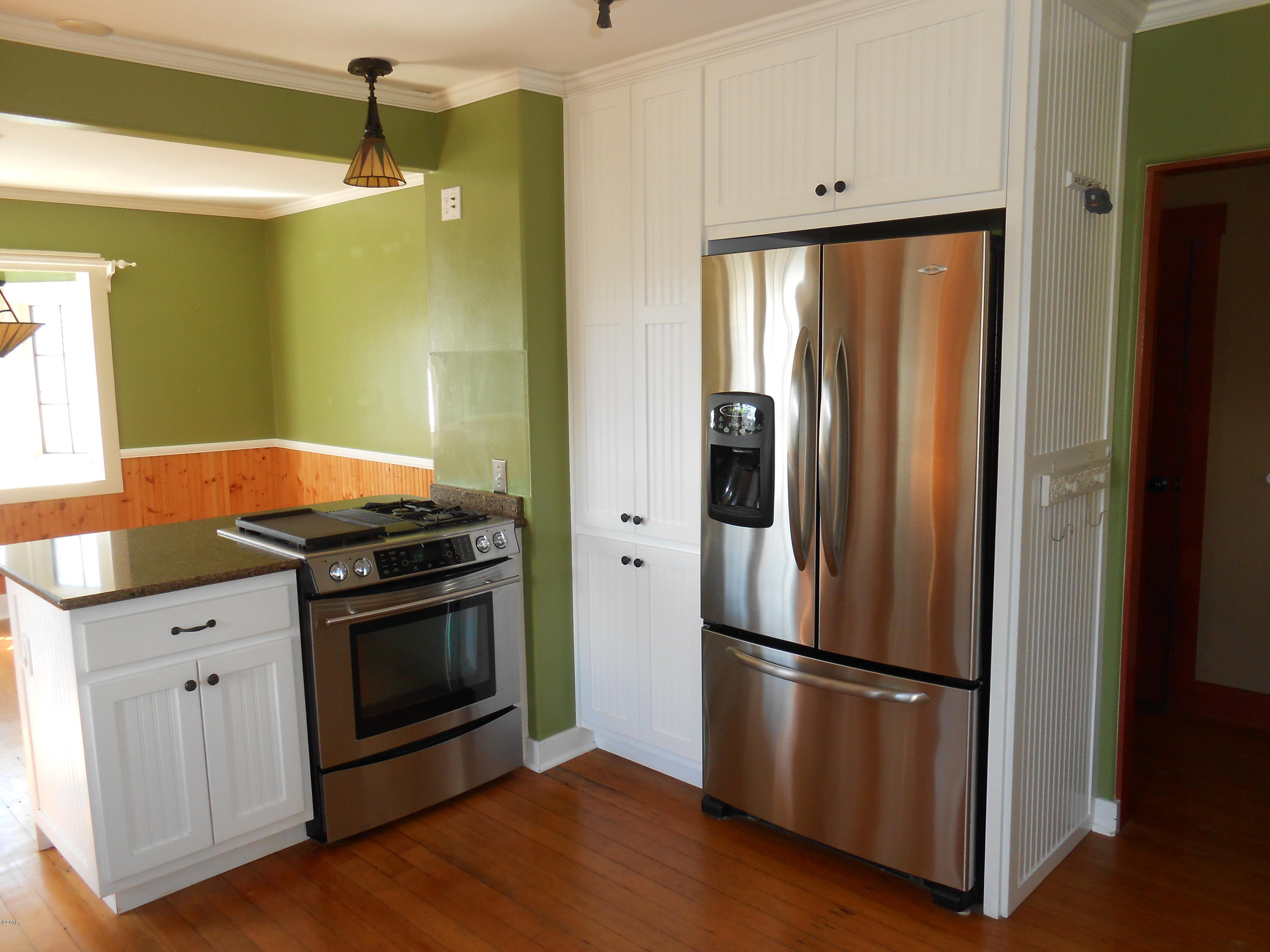 1009 Southwest Angle Street Newport, OR 97365 - Photo 12 of 45 DSCN7322
