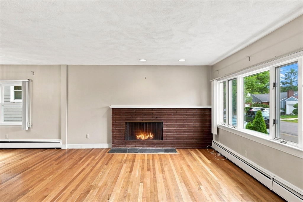 48 Auburndale Road Marblehead, MA 01945 - Photo 11 of 42 Gallery Image 11