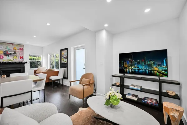 $1,855,000 | 150 Northeast 50th Terrace, Miami, FL 33137