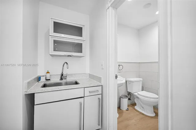 $1,855,000 | 150 Northeast 50th Terrace, Miami, FL 33137