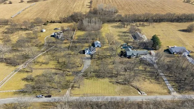 $475,000 | 23617 South Chadwick Drive, Peculiar, MO 64078