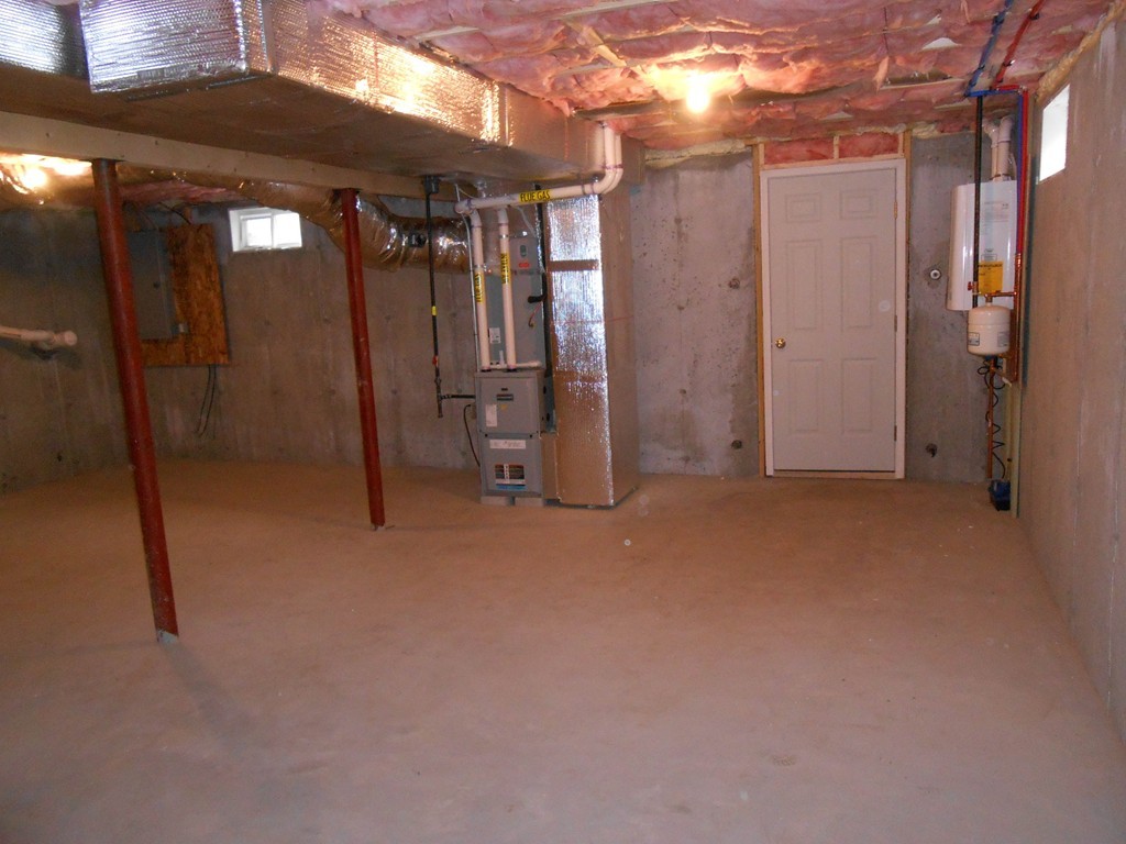 79 Field Pond Road Milford, MA 01757 - Photo 20 of 21 Gallery Image 20