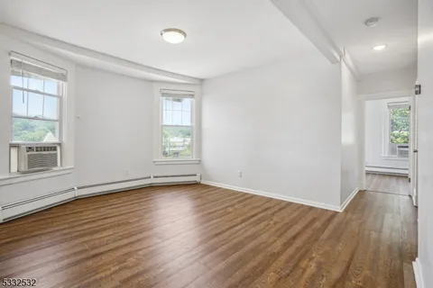 $3,200 | 60 2nd Street, South Orange, NJ 07079