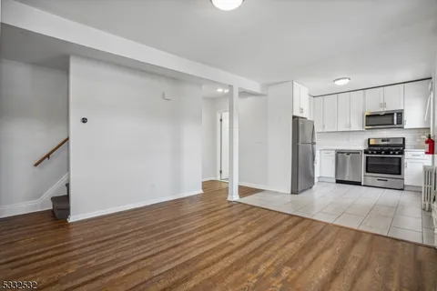 $3,200 | 60 2nd Street, South Orange, NJ 07079