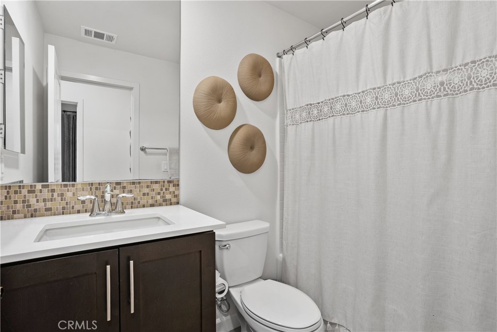 4366 Pacifica Way, Unit 7 Oceanside, CA 92056 - Photo 12 of 36