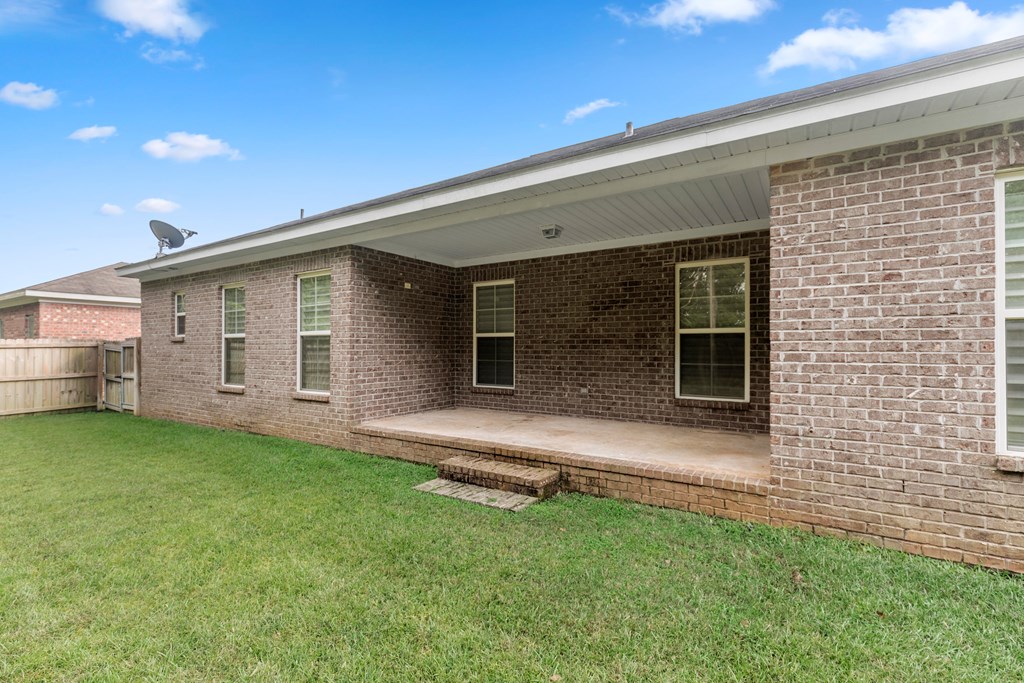 335 Cotton Ridge Lane Dothan, AL 36301 - Photo 11 of 48