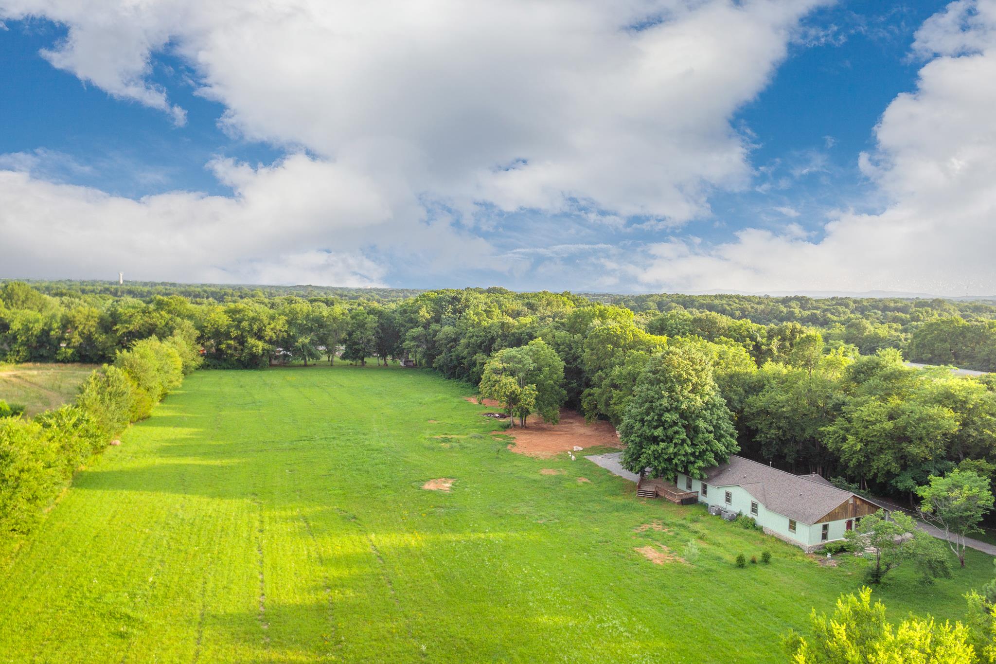 2607 Shacklett Road Murfreesboro, TN 37129 - Photo 20 of 23 Gallery Image 20