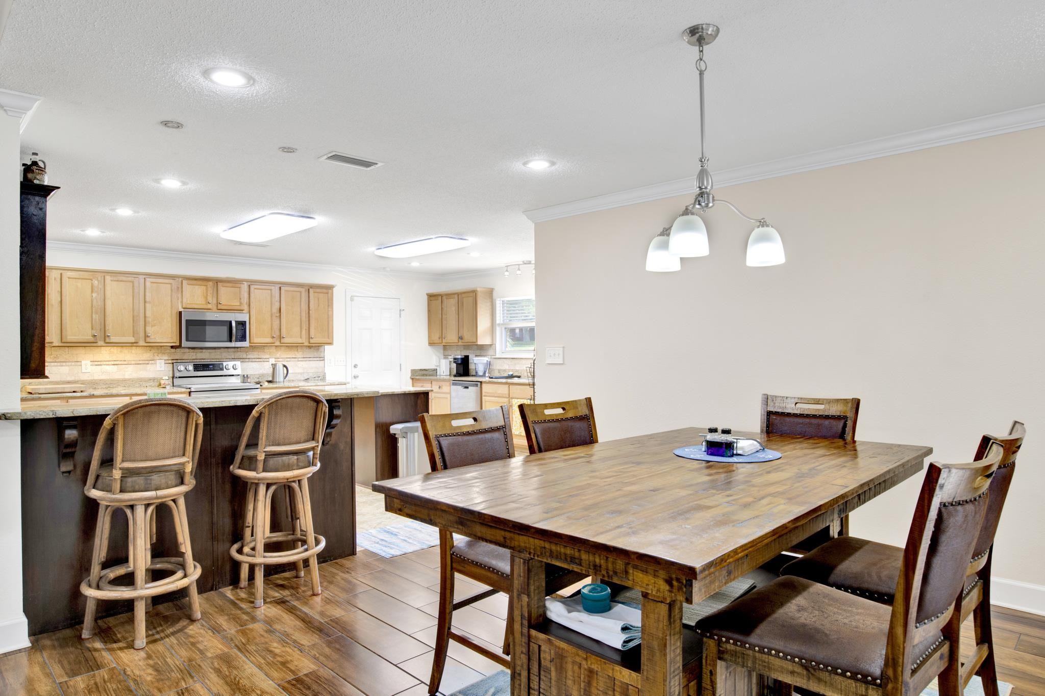 11749 Venice Boulevard Foley, AL 36535 - Photo 16 of 43 Dining Area