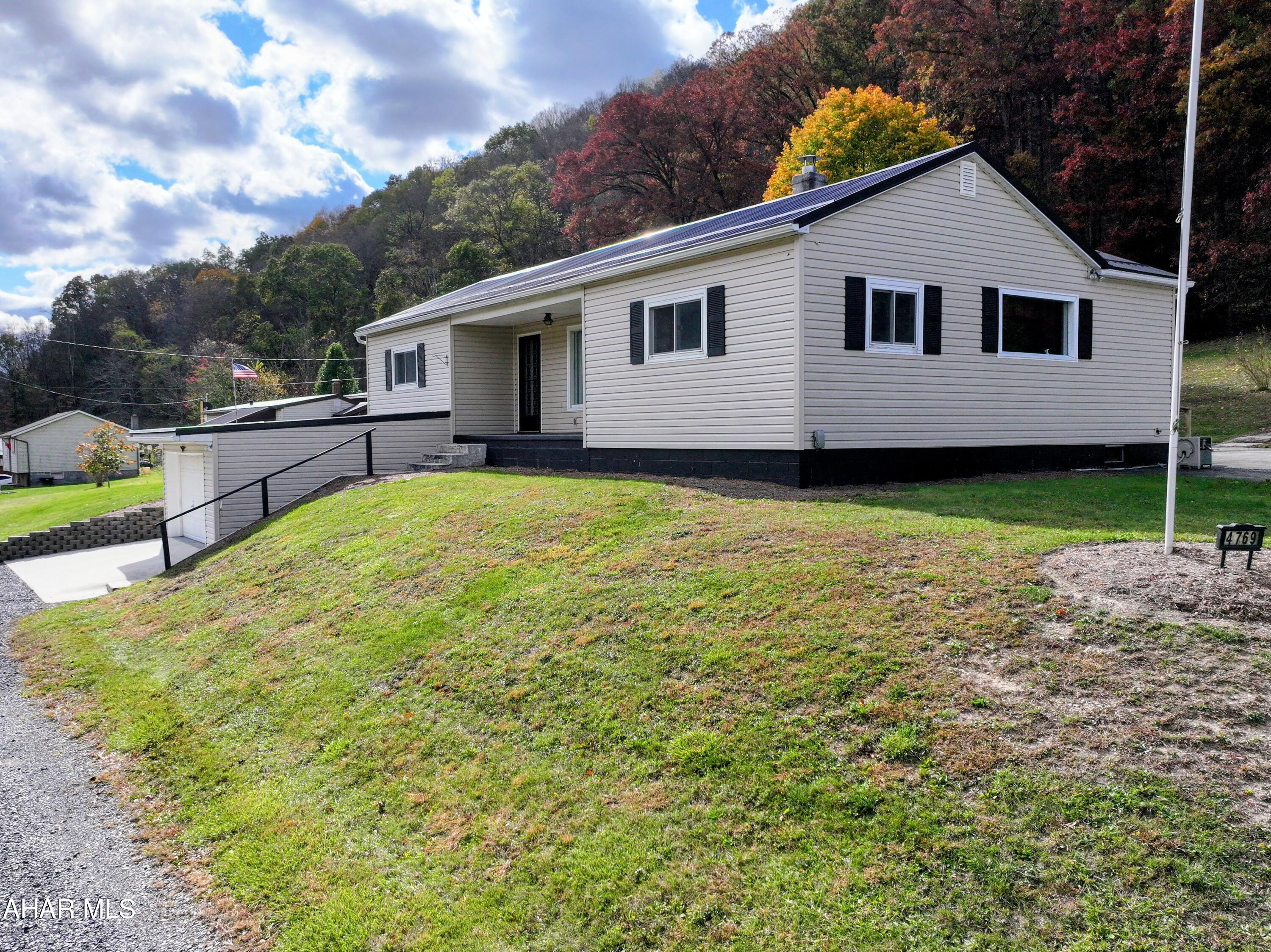 4769 Hyndman Road Buffalo Mills, PA 15534 - Photo 3 of 78
