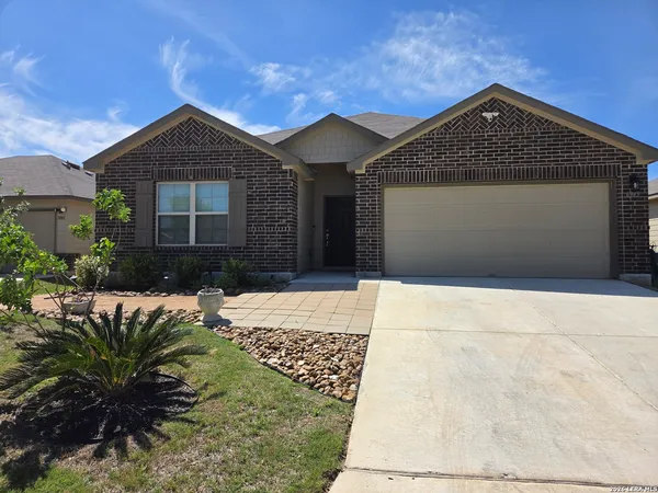 $2,150 | 6943 Emerald Valley, San Antonio, TX 78242