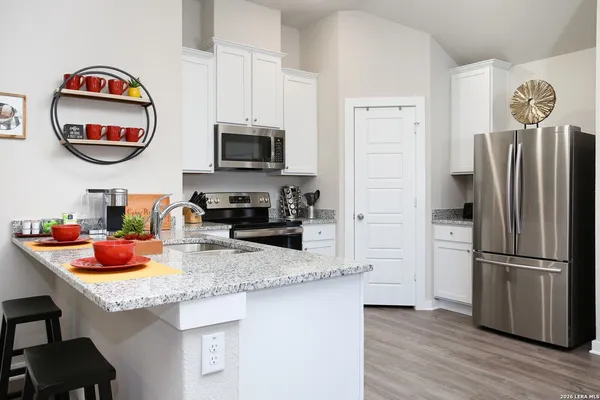 $2,150 | 6943 Emerald Valley, San Antonio, TX 78242