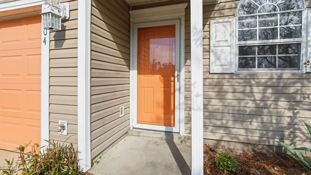 $279,900 | 3104 Meadow Street, Lynn Haven, FL 32444