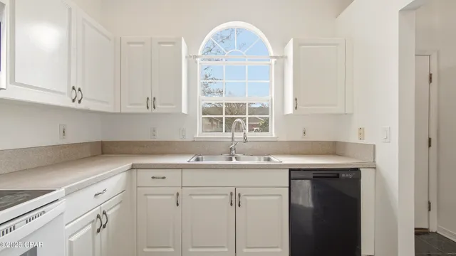 $279,900 | 3104 Meadow Street, Lynn Haven, FL 32444