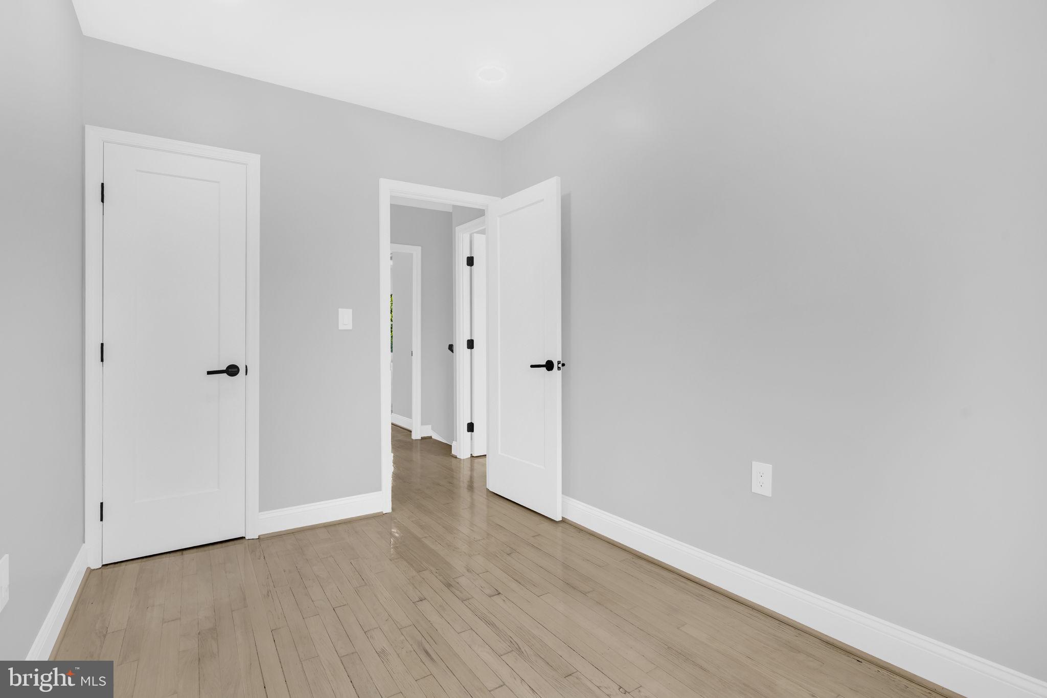 314 Farragut Street Northwest Washington, DC 20011 - Photo 24 of 38