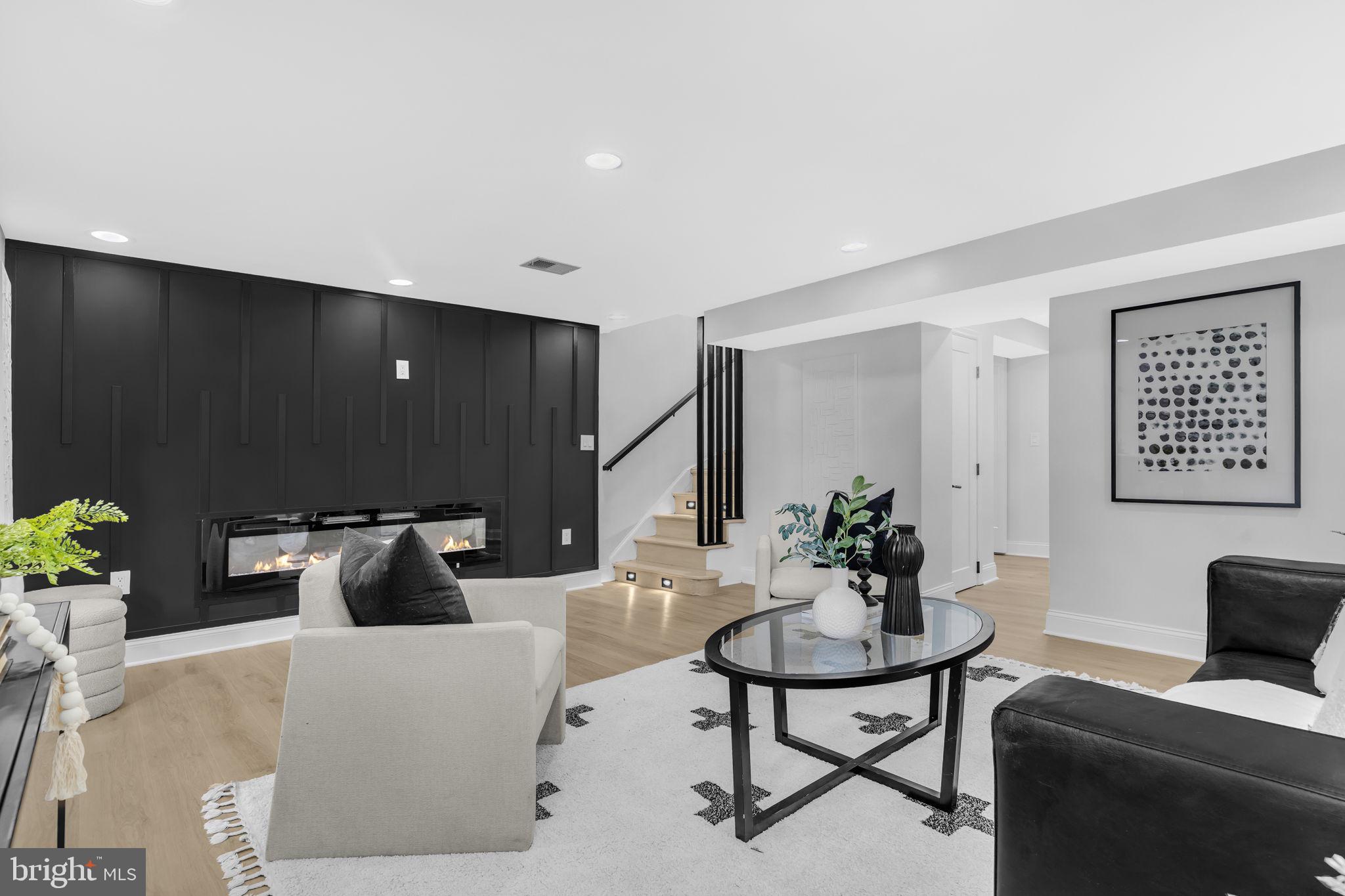 314 Farragut Street Northwest Washington, DC 20011 - Photo 27 of 38