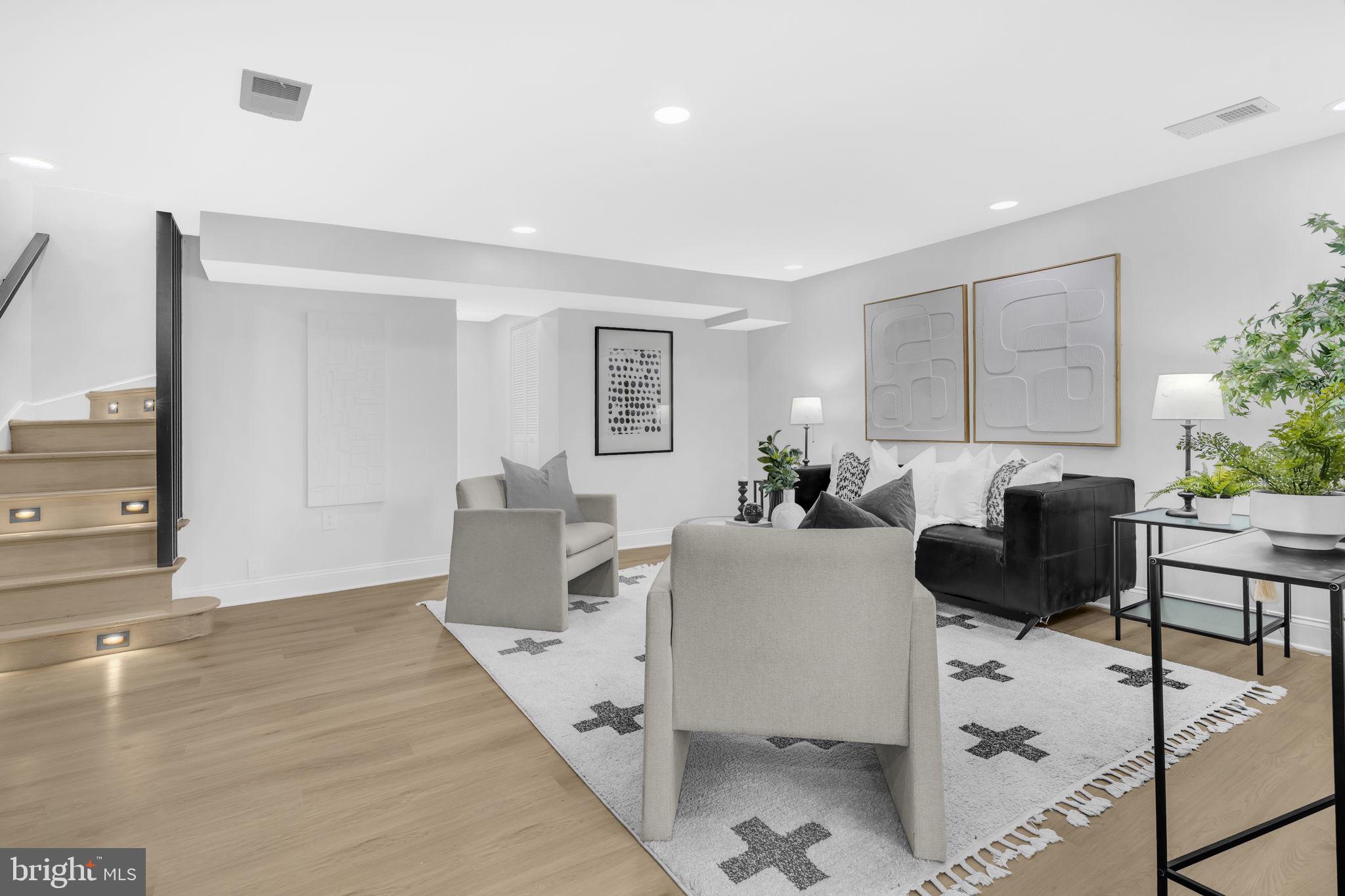 314 Farragut Street Northwest Washington, DC 20011 - Photo 28 of 38