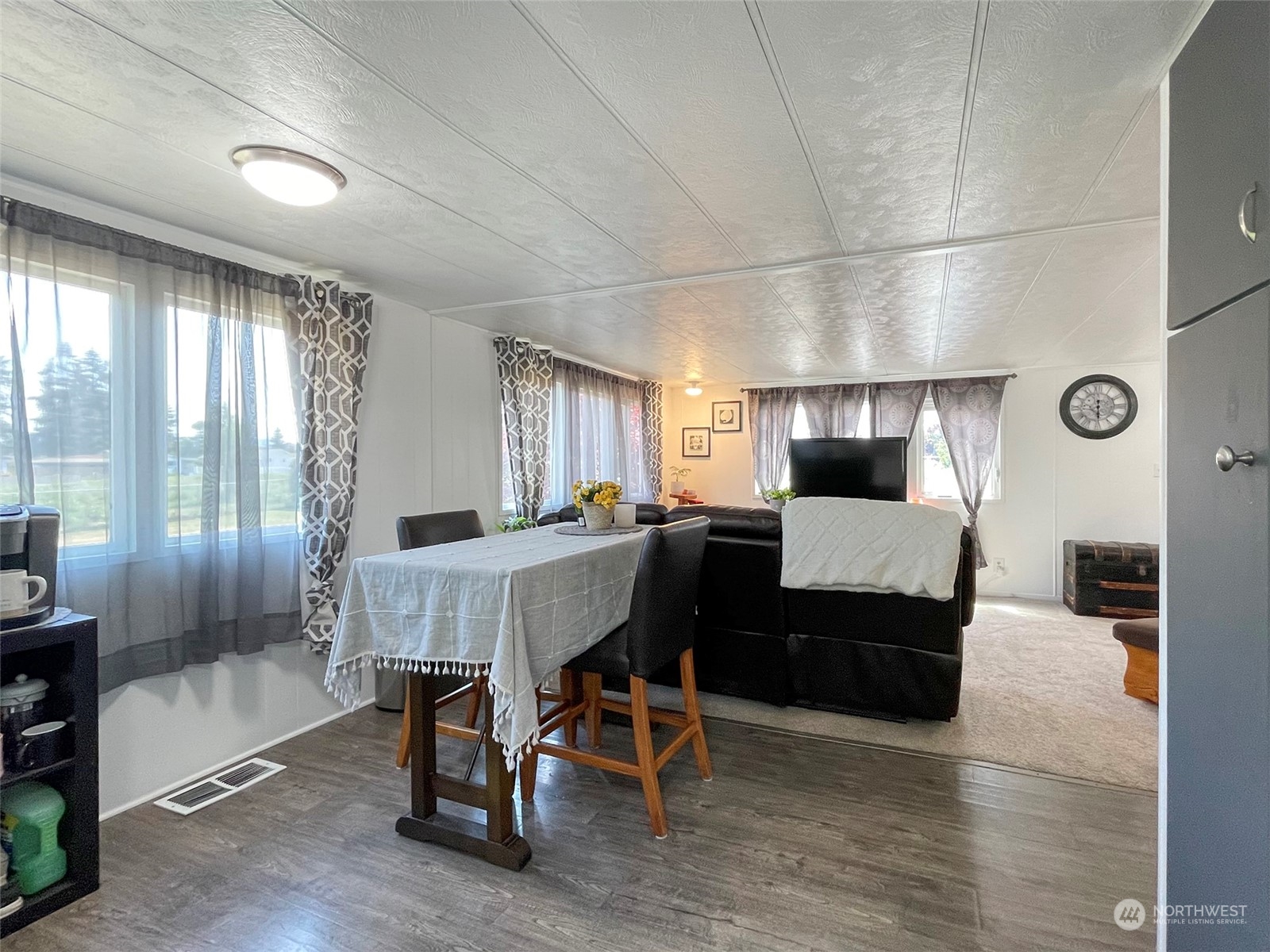 277 House Road Sequim, WA 98382 - Photo 23 of 40 a dining room with furniture and window
