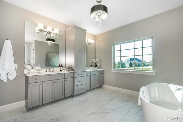 $964,900 | 1 Tbb Nantucket Ii @ Cedars Valley Street, St. Albans, MO 63073