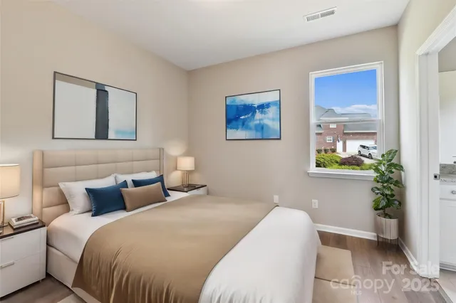 $659,990 | 5775 Crown Terrace, Hickory, NC 28601