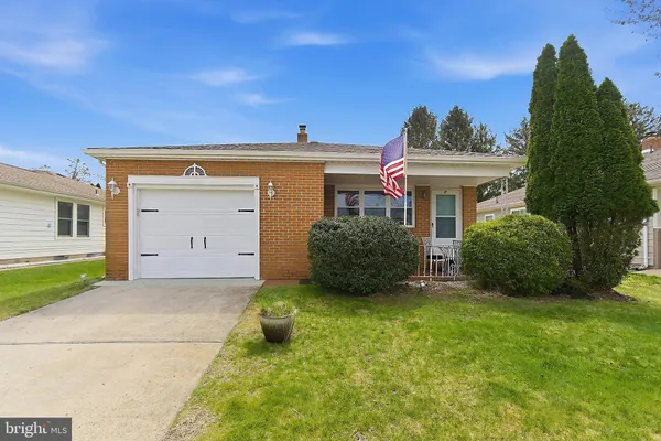 $310,000 | 7 Pavilion Street, Toms River, NJ 08757