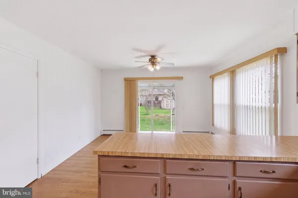 $310,000 | 7 Pavilion Street, Toms River, NJ 08757