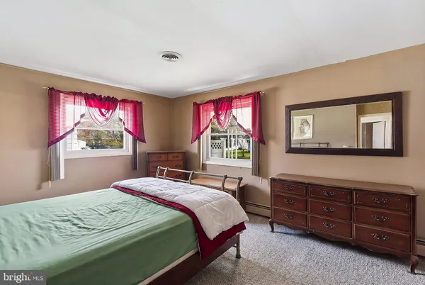 $310,000 | 7 Pavilion Street, Toms River, NJ 08757