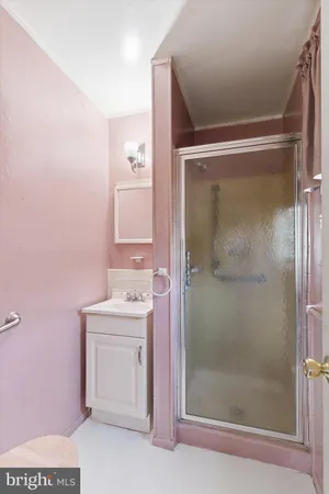$310,000 | 7 Pavilion Street, Toms River, NJ 08757
