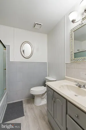 $310,000 | 7 Pavilion Street, Toms River, NJ 08757