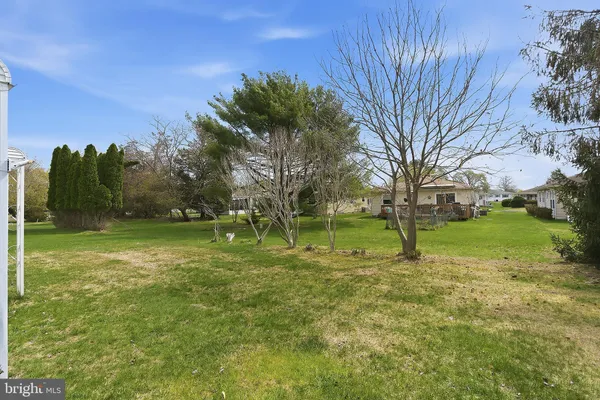 $310,000 | 7 Pavilion Street, Toms River, NJ 08757