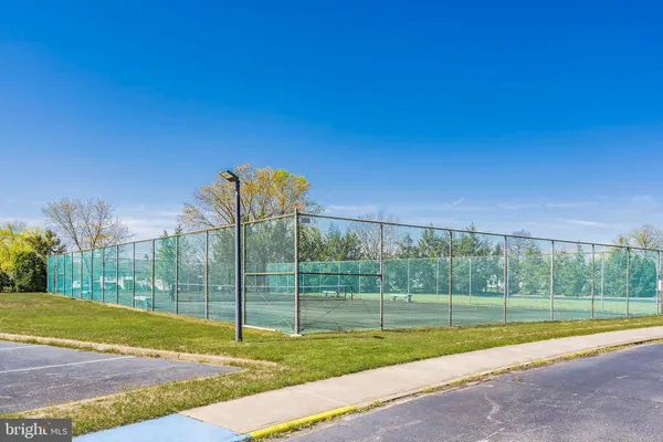 $310,000 | 7 Pavilion Street, Toms River, NJ 08757