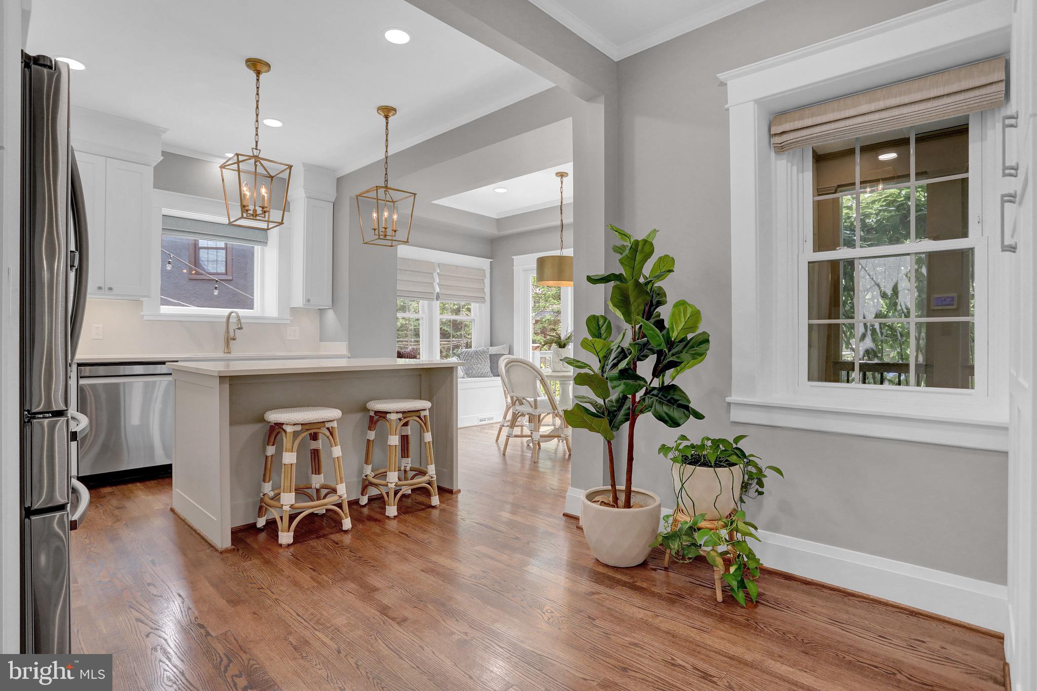 116 Edgewood Road Towson, MD 21286 - Photo 19 of 53 Kitchen with large island