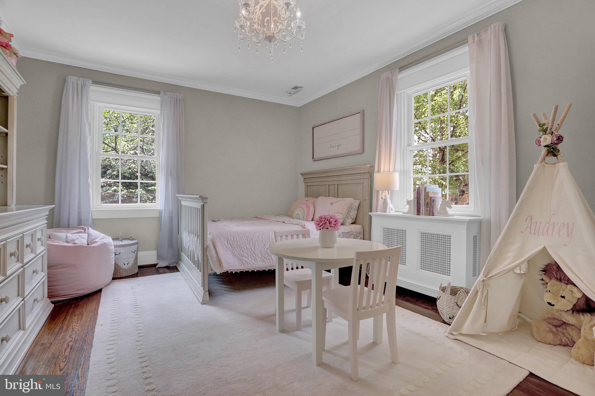 116 Edgewood Road Towson, MD 21286 - Photo 33 of 53 2nd bedroom