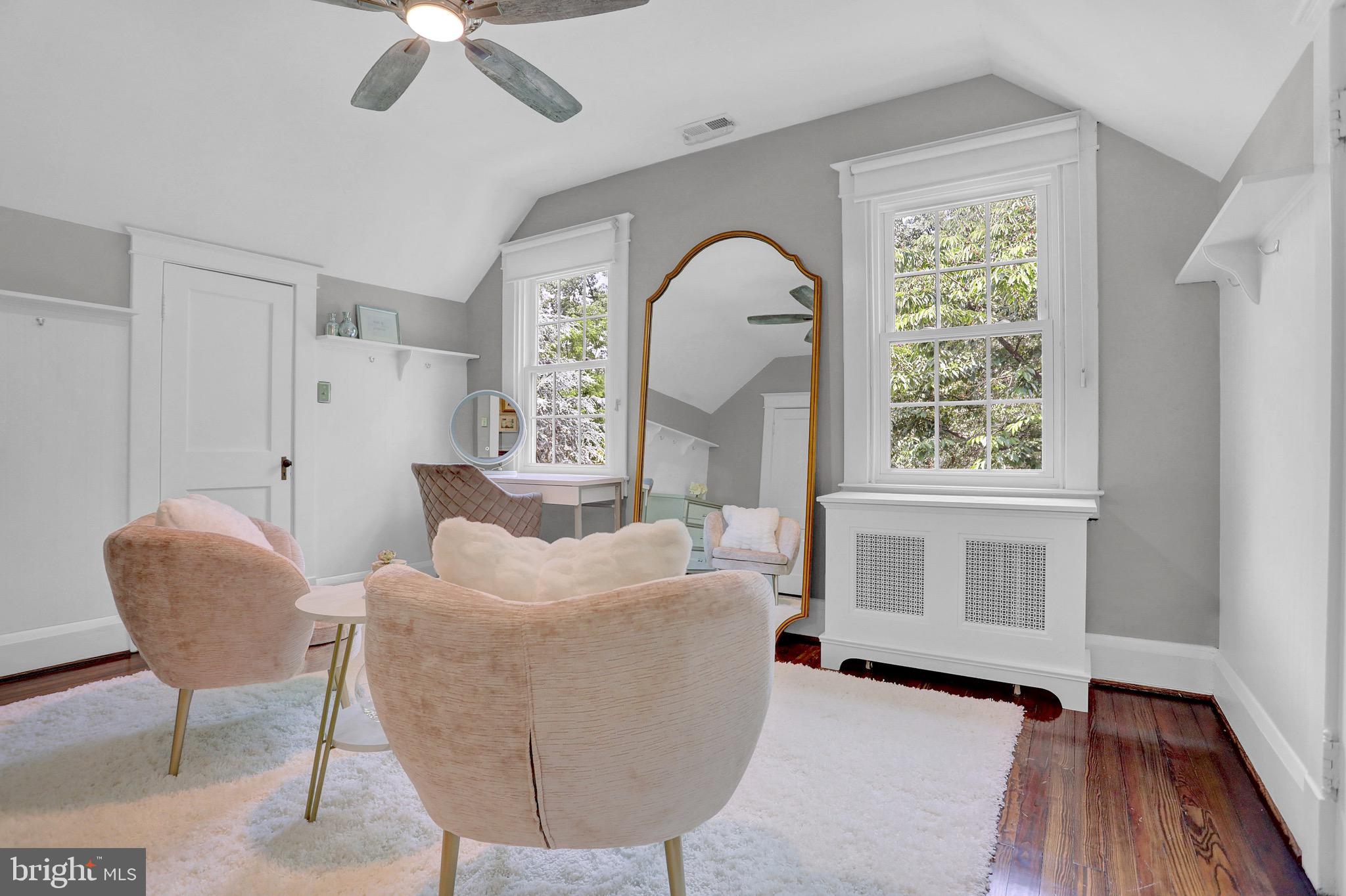 116 Edgewood Road Towson, MD 21286 - Photo 36 of 53 3rd bedroom