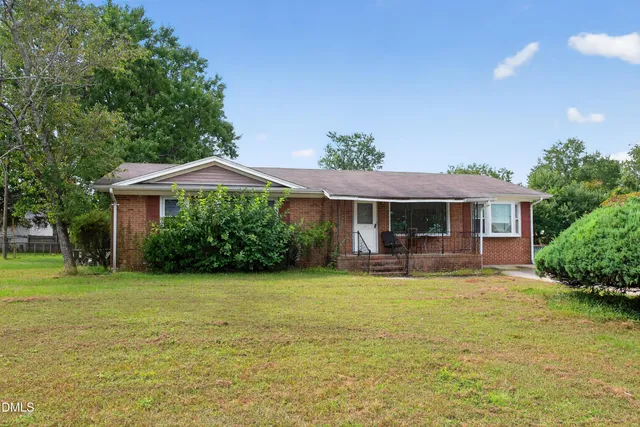 $145,000 | 609 Regina Drive, Spring Lake, NC 28390