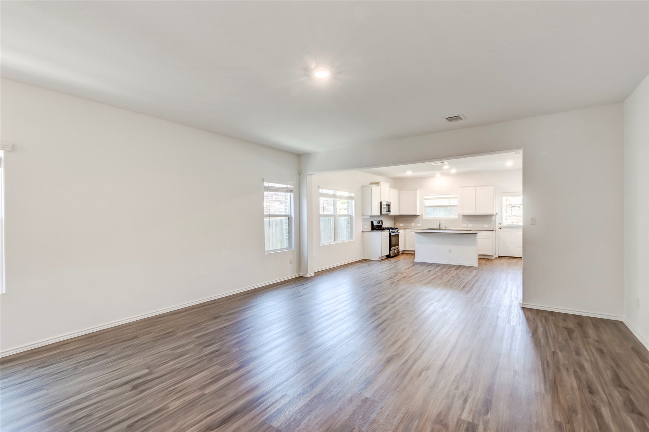 1517 Brueggerhoff Road Leander, TX 78641 - Photo 7 of 31