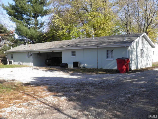 $850 | 415 North Kimble Drive, Unit DUPLEX A, Bloomington, IN 47404