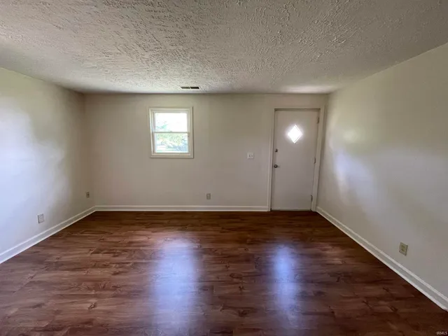 $850 | 415 North Kimble Drive, Unit DUPLEX A, Bloomington, IN 47404